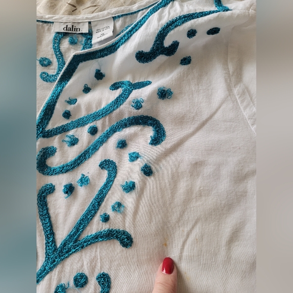 Dalin White Swim Cover Up Tunic with Blue Embroidery - Picture 3 of 4